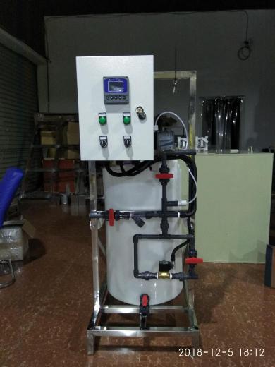 單桶循環水加藥裝置