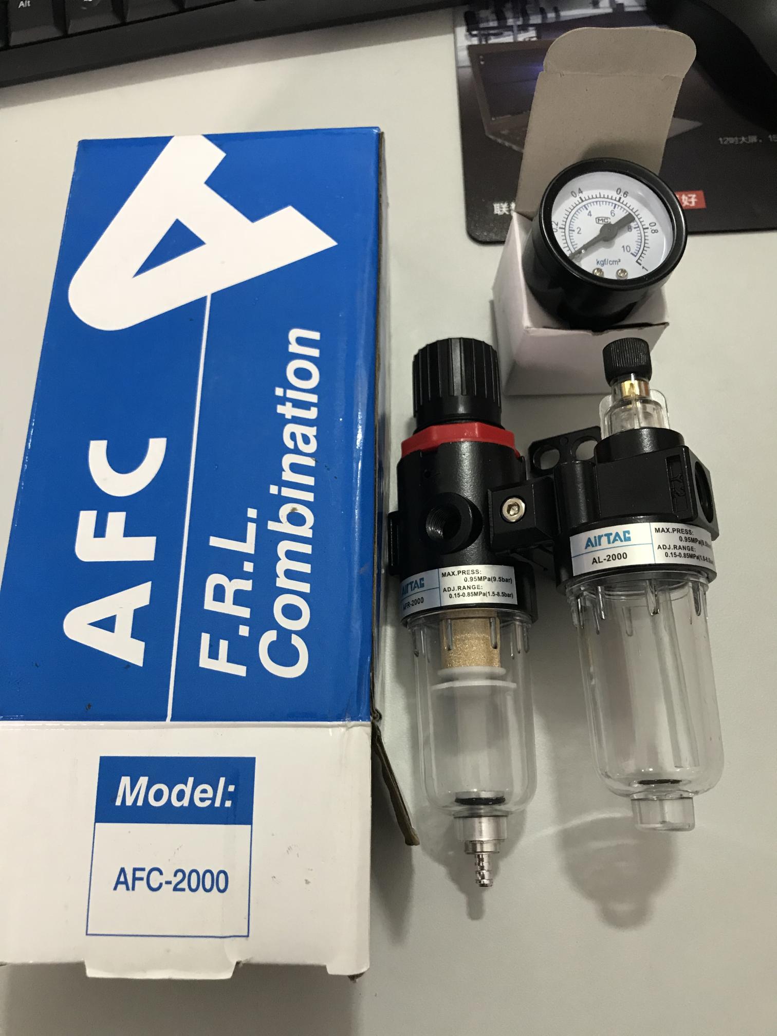 過濾空氣中的雜質(zhì)，調(diào)節(jié)氣源壓力，控制泵的流量